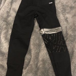 Victoria’s Secret PINK Yoga Capris